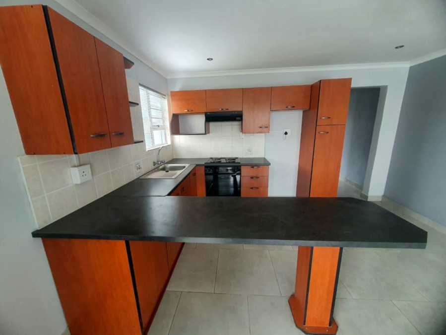 To Let 2 Bedroom Property for Rent in Amalinda Eastern Cape